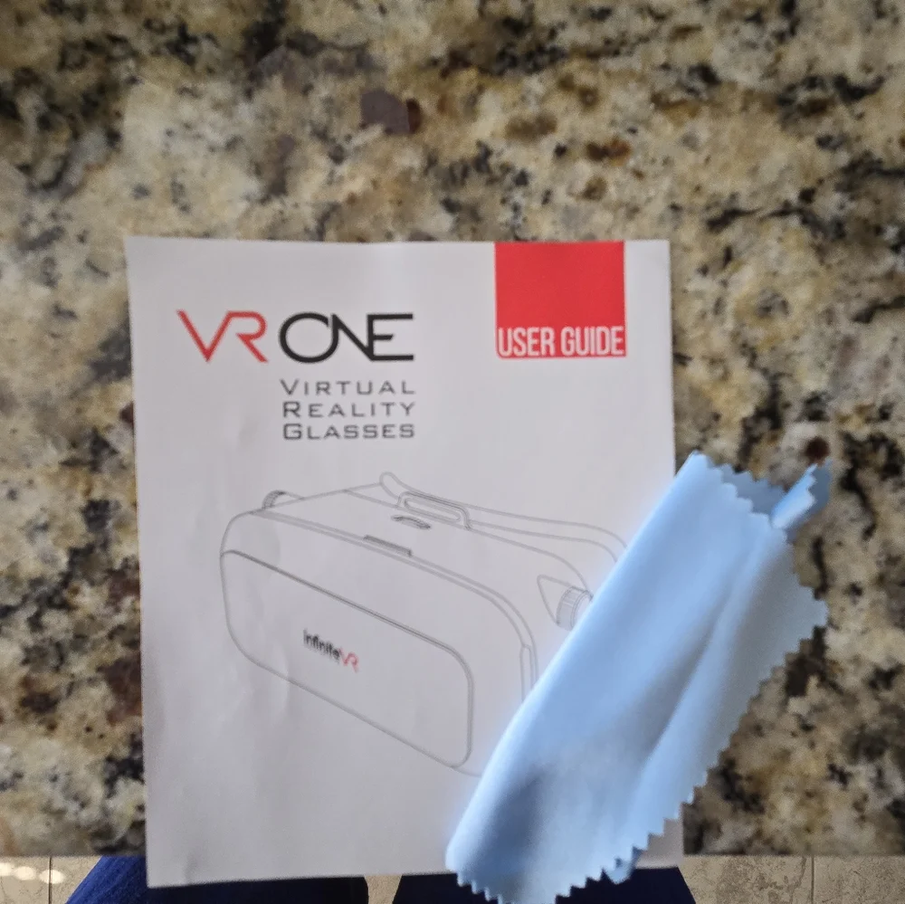 Infinite VROne goggles